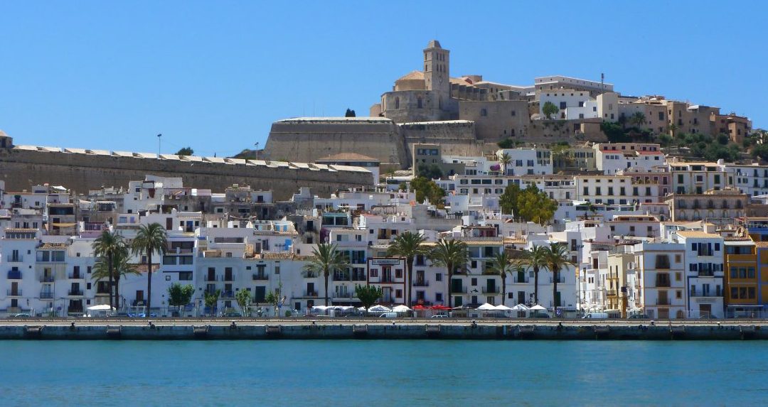Explora Ibiza y Formentera en familia